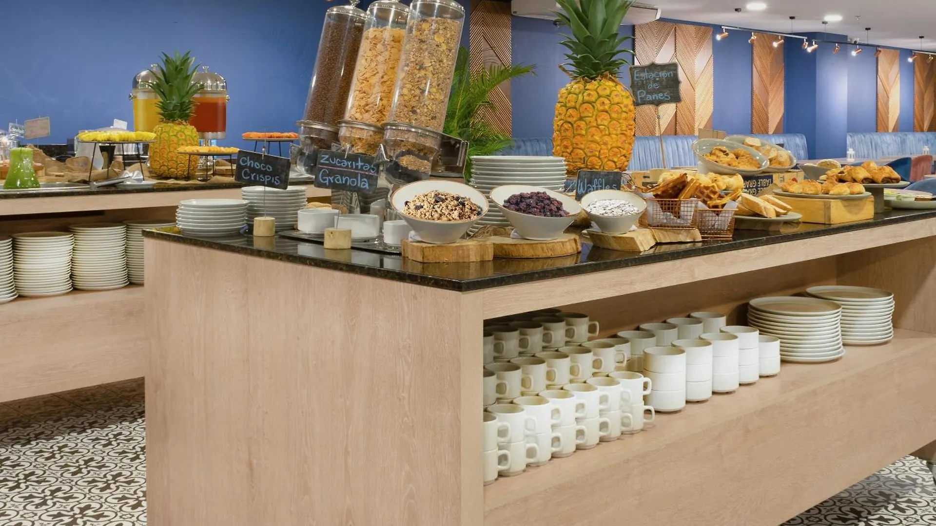 Hilton Garden Inn Cali Ciudad Jardin Hotel