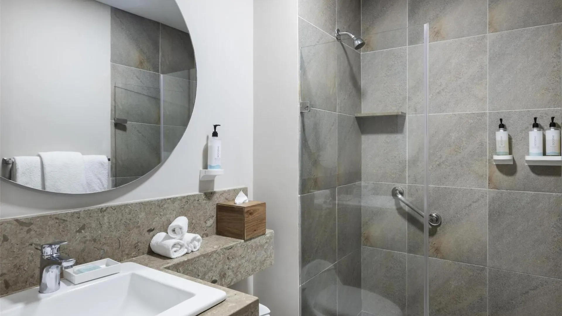 Hilton Garden Inn Cali Ciudad Jardin Hotel