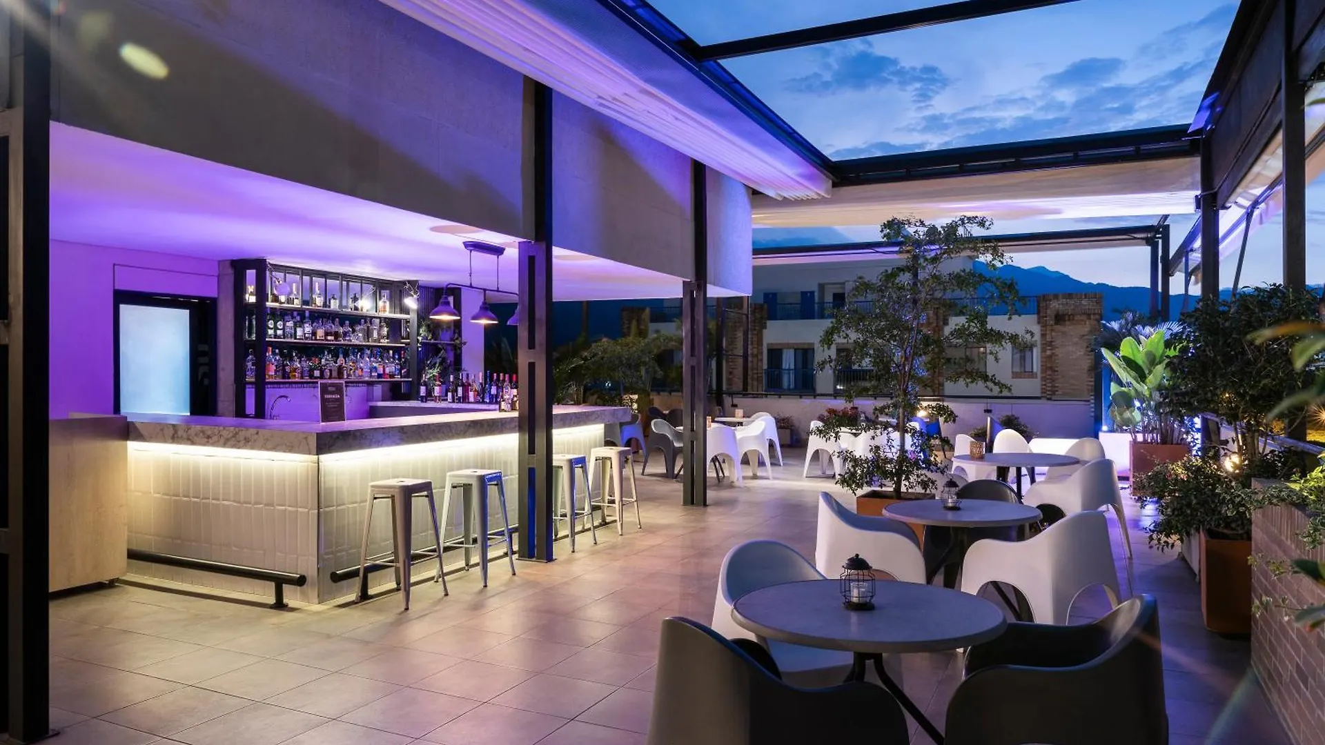Hotel Hilton Garden Inn Cali Ciudad Jardin